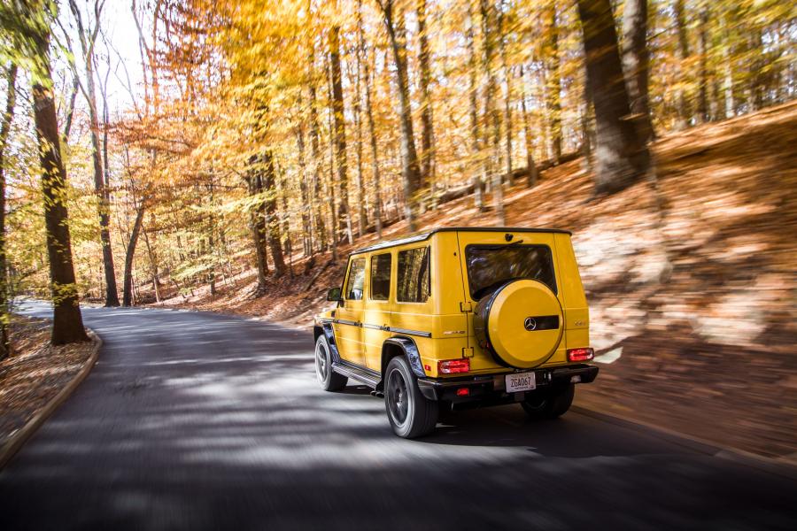  Mercedes-AMG G63 Colour Edition (W463) 2016 года  (NA) (фото 3 из 30)